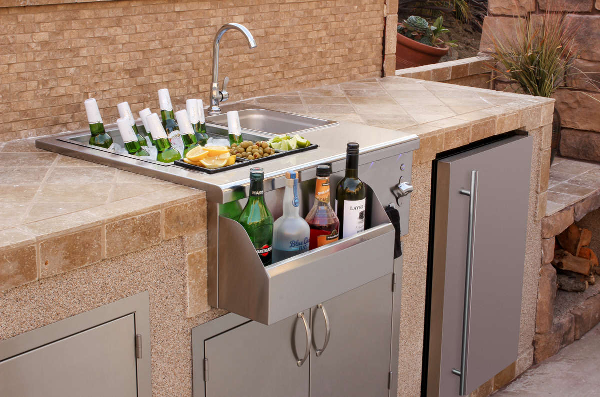 Summerset Stainless Steel Beverage Center - 30" Built-in SSBC-30L Sinks & Bar Prep Summerset   