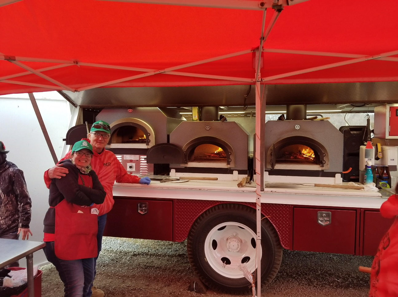 Chicago Brick Oven CBO-750 Tailgater, Wood-Fired Pizza Oven On Custom-Built Aluminum 2-Axle Trailer Pizza Oven Chicago Brick Oven (CBO)   