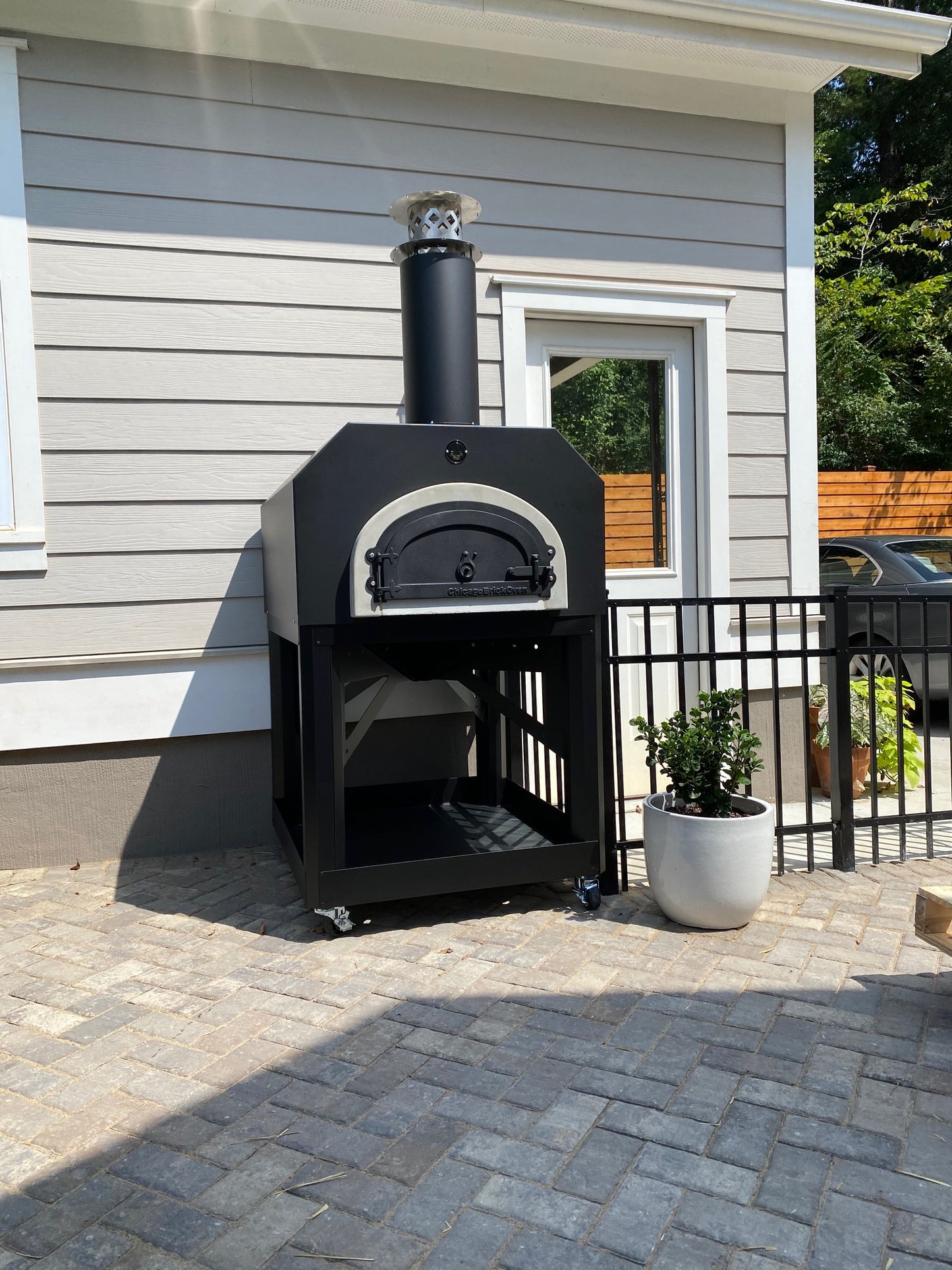 Chicago Brick Oven CBO-750 Hybrid Gas & Wood-Fired Pizza Oven On Stand Pizza Oven Chicago Brick Oven (CBO)   