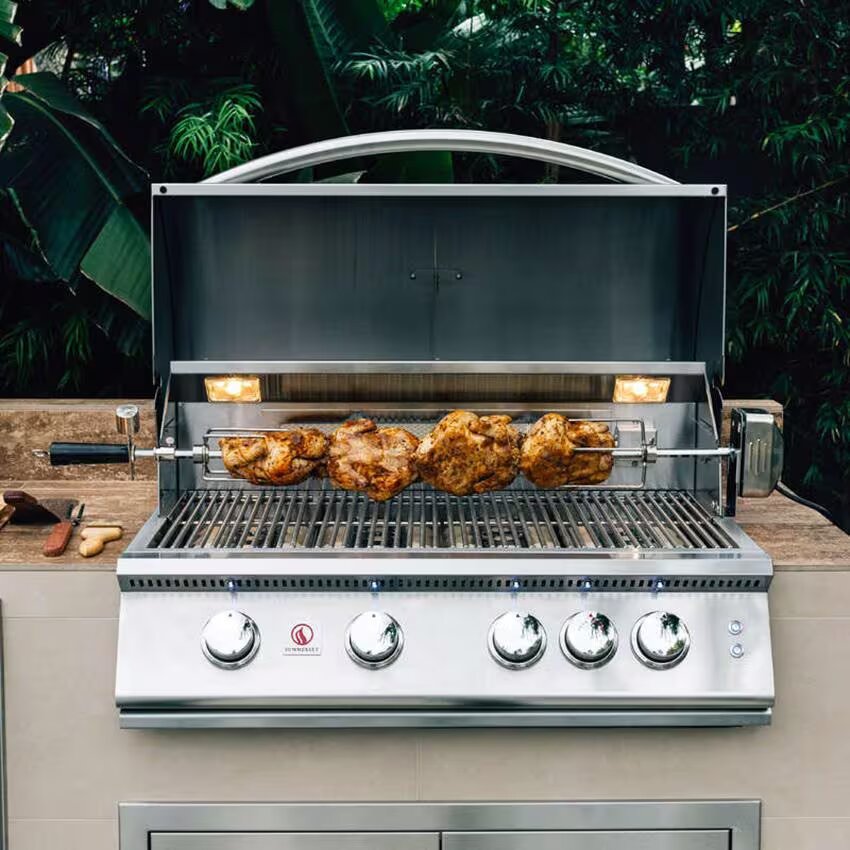 Summerset Sizzler Pro SIZPRO40-NG/LP: 40" 5-Burner Built-In Grill with Rear Infrared Burner Built-in Gas Grill Summerset   